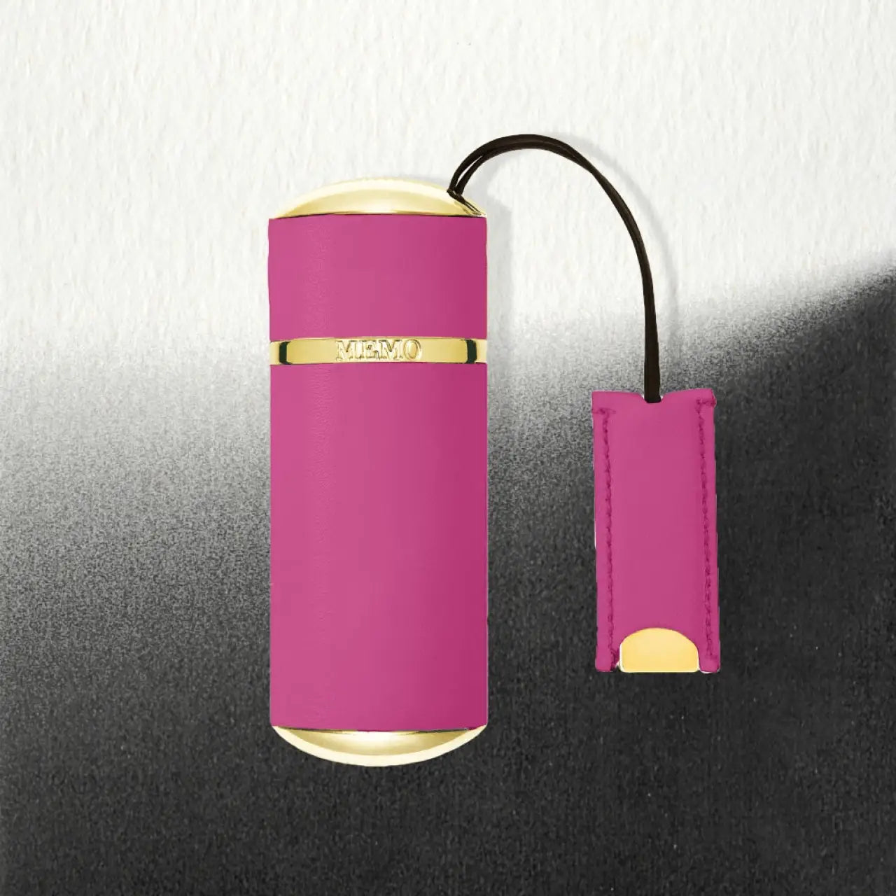 Pink sky - Travel case | Memo Paris